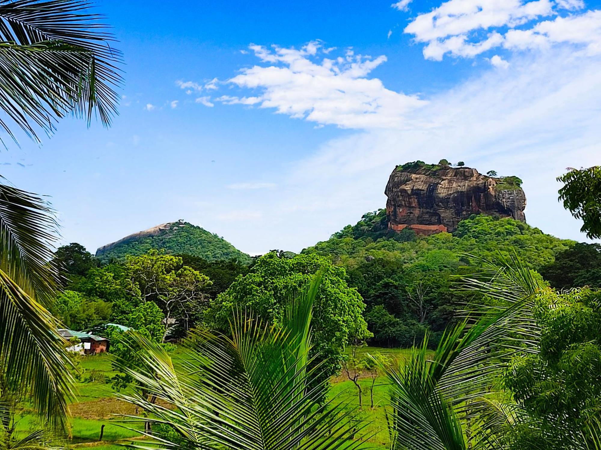 Lakmini Lodge Sigiriya Exterior photo