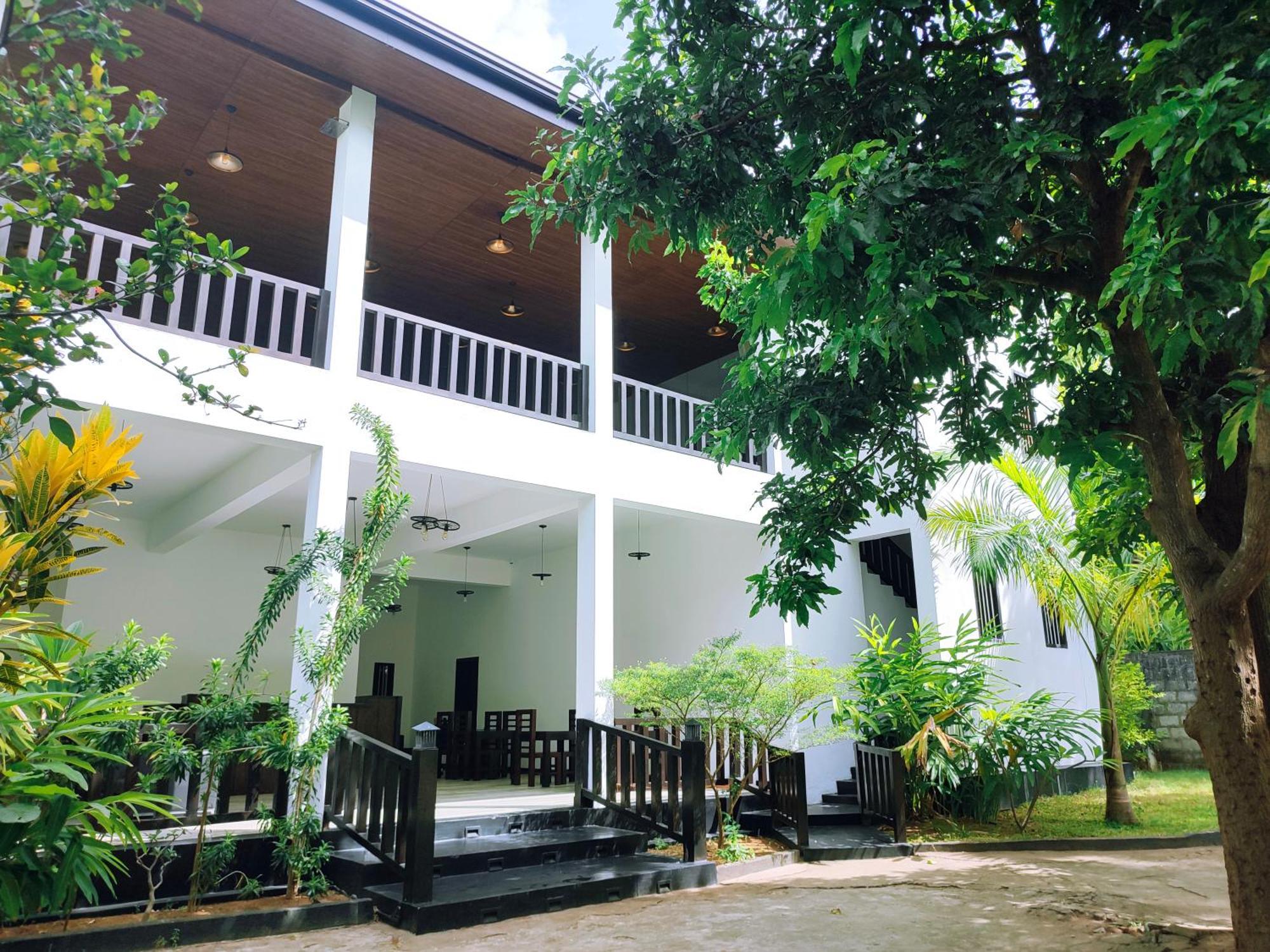 Lakmini Lodge Sigiriya Exterior photo