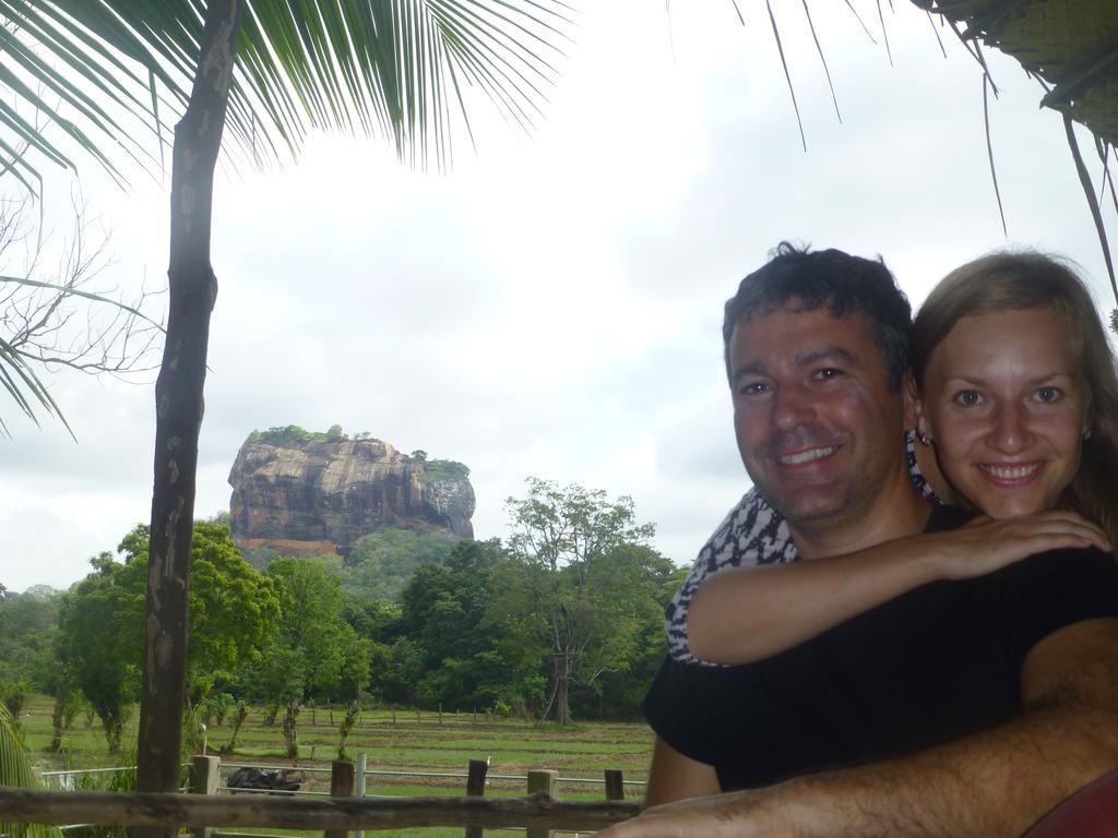 Lakmini Lodge Sigiriya Exterior photo